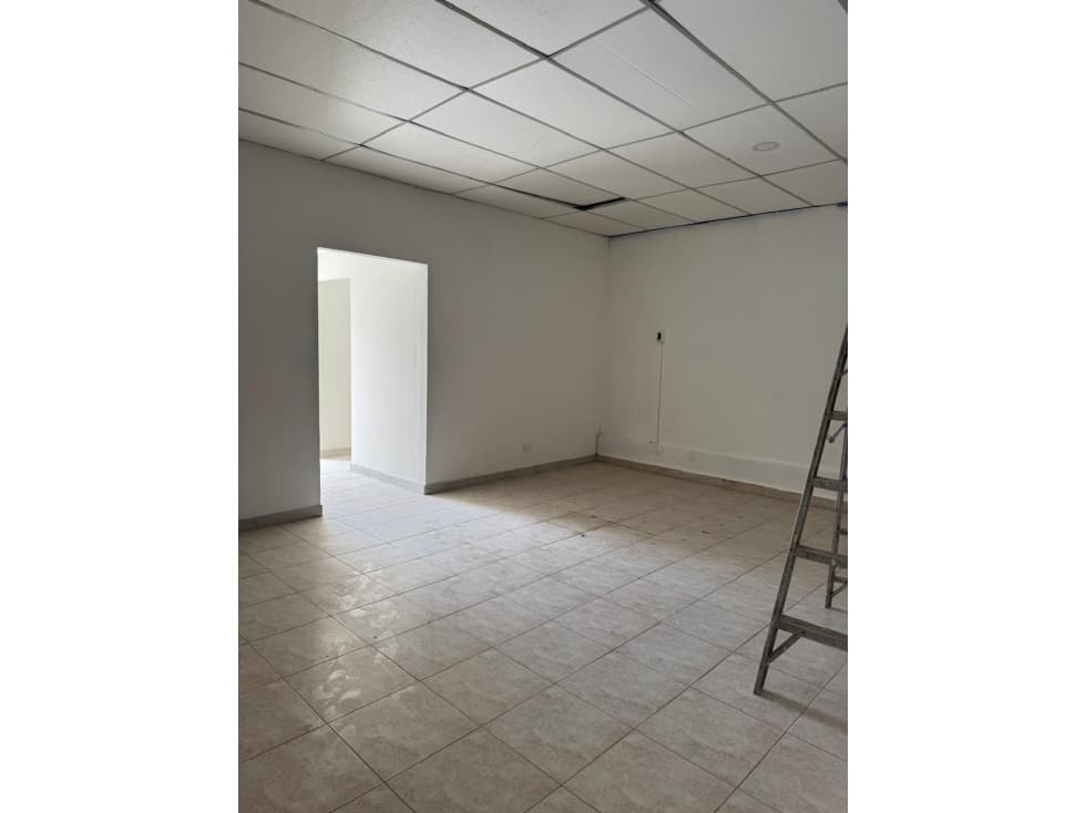 OFICINA EN ALQUILER - Plaza Conquistador — foto 6