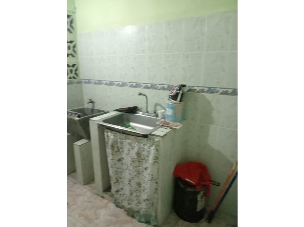 VENDO O ALQUILO CASA EN URB. TORREMOLINO — foto 4