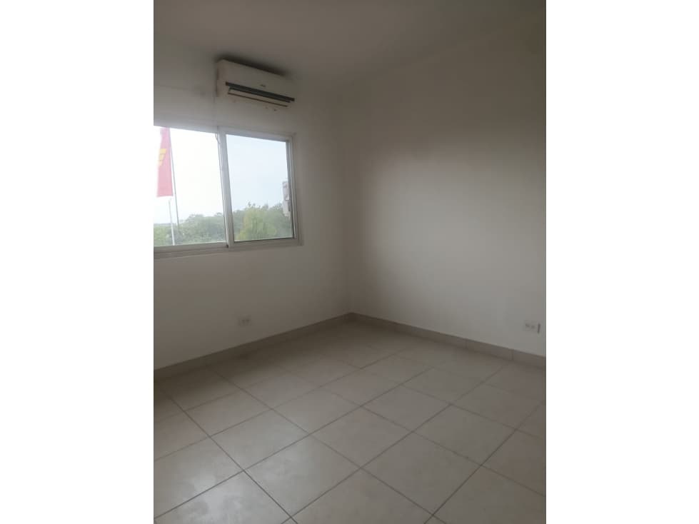 VENDO CASA QUINTA DE VERSALLES MODELO — foto 4