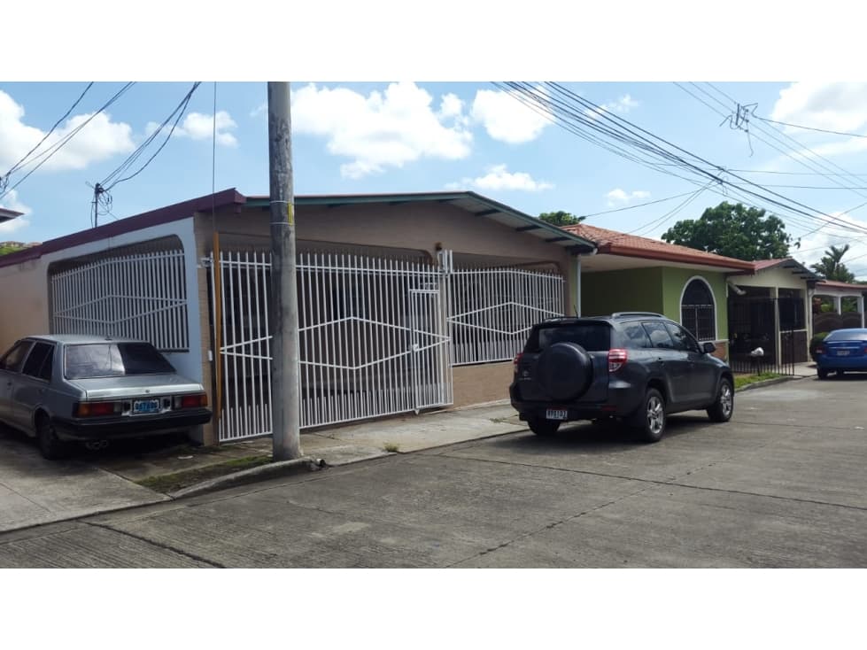VENDO CASA EN VILLA LUCRE- PASEO DEL VALLE — foto 1