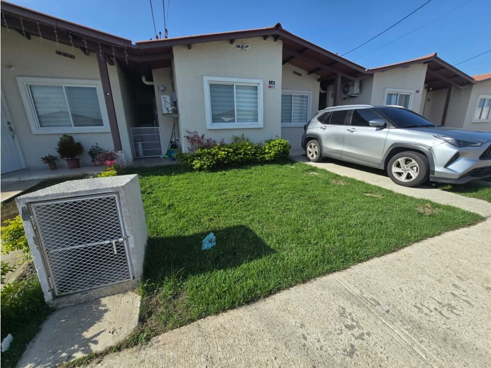 VENDO CASA P.H. MONTEMADERO 5 / La Garzas de Pacora — foto 1