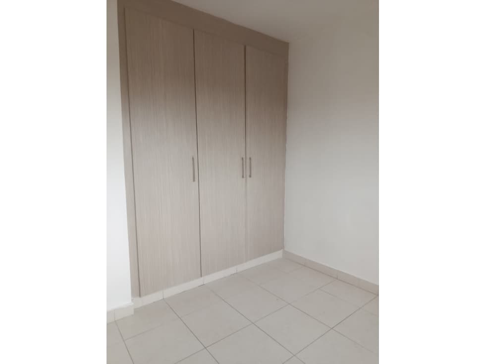VENDO CASA QUINTA DE VERSALLES MODELO — foto 6
