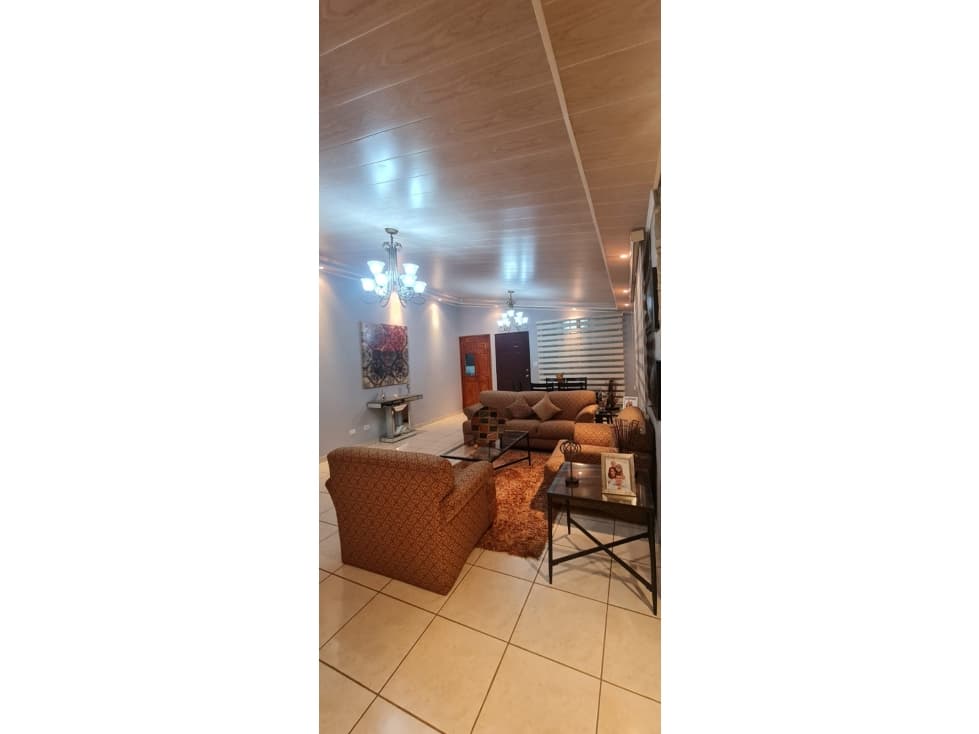 VENDO CASA BRISAS DEL GOLF EN CALLE 37 NORTE — foto 2