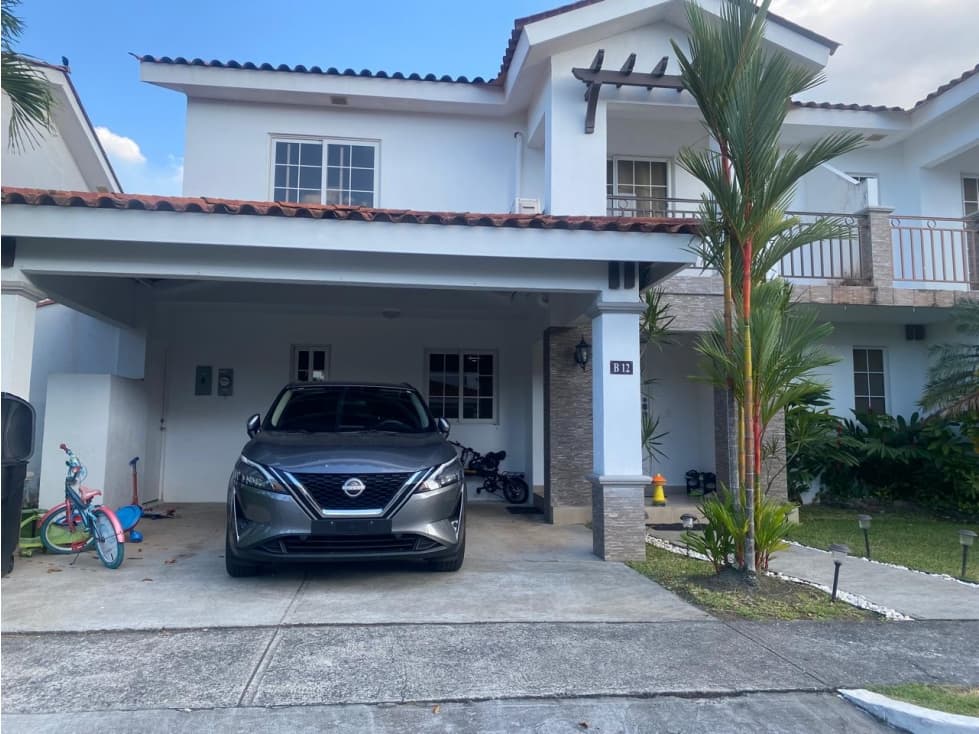 SE VENDE CASA PH Quintas de Versalles, Modelo: LYON — foto 2