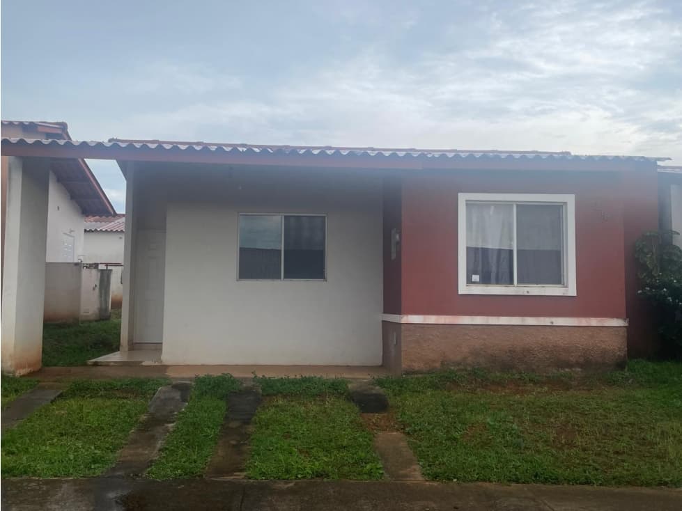 VENDO CASA PRIVADA EN LA ARBOLEDA, Cluster Los Castaño — foto 1