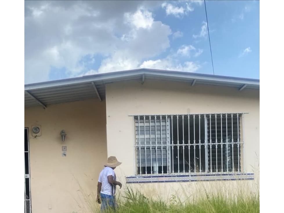 CASA EN VENTA VILLA LUCRE - VISTA VERDE — foto 1
