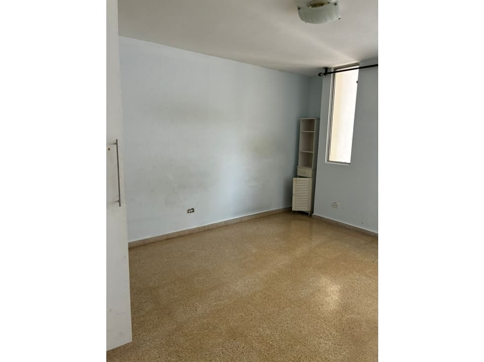 VENDO O ALQUILO APARTAMENTO Punta Paitilla Edificio La Joya — foto 4