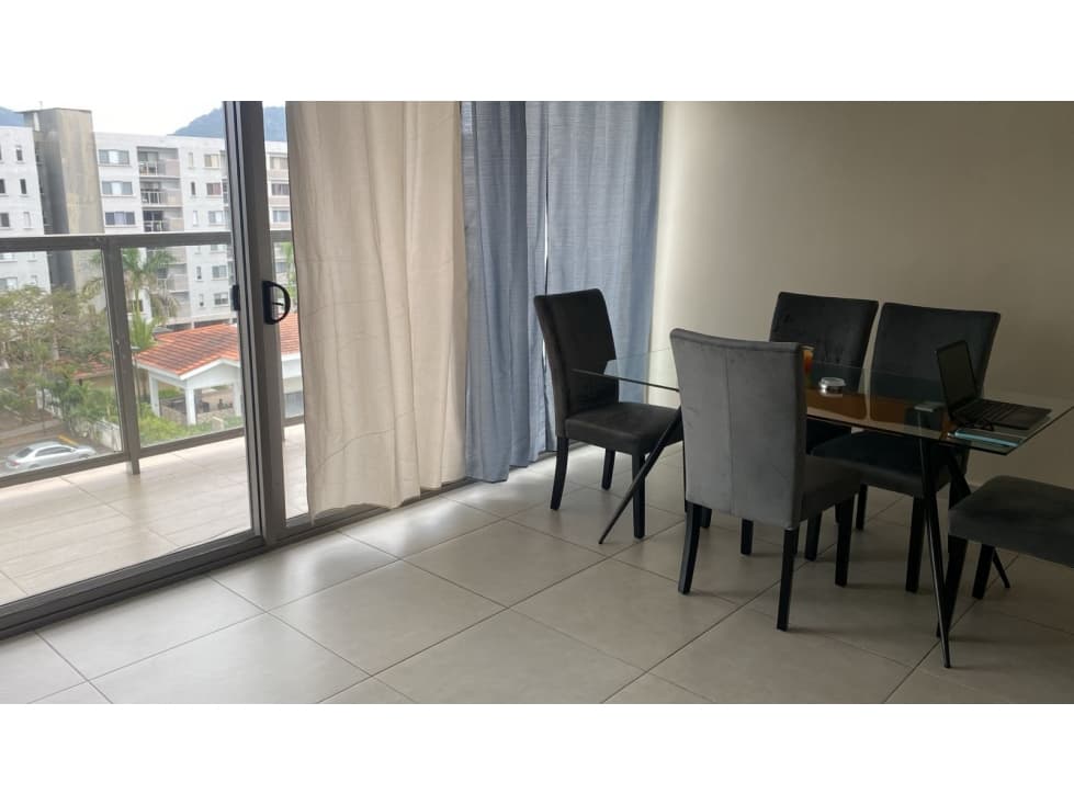 SE VENDE APARTAMENTO PH WOODLANDS MIDRISE — foto 3