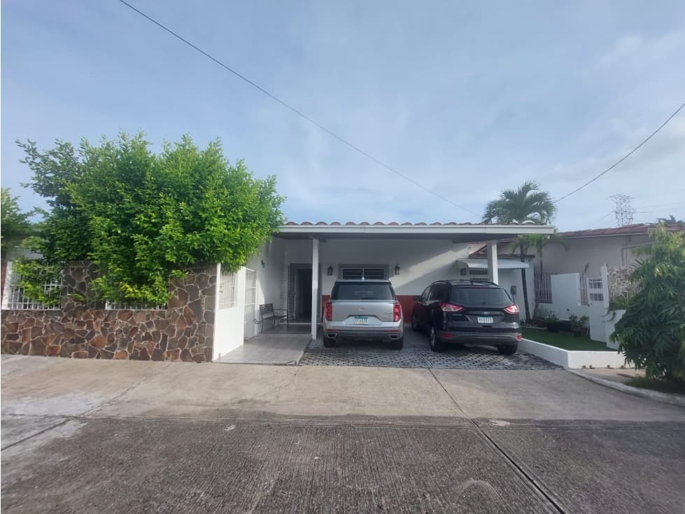 VENDO CASA EN ALTO DE PANAMA (recién remodelada) — foto 1