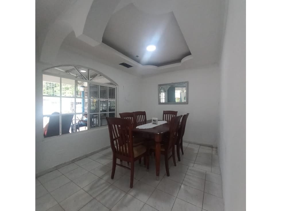 VENDO CASA EN ALBOLEDAS DEL GOLF — foto 3
