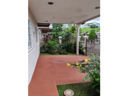 VENDO CASA BRISAS DEL GOLF