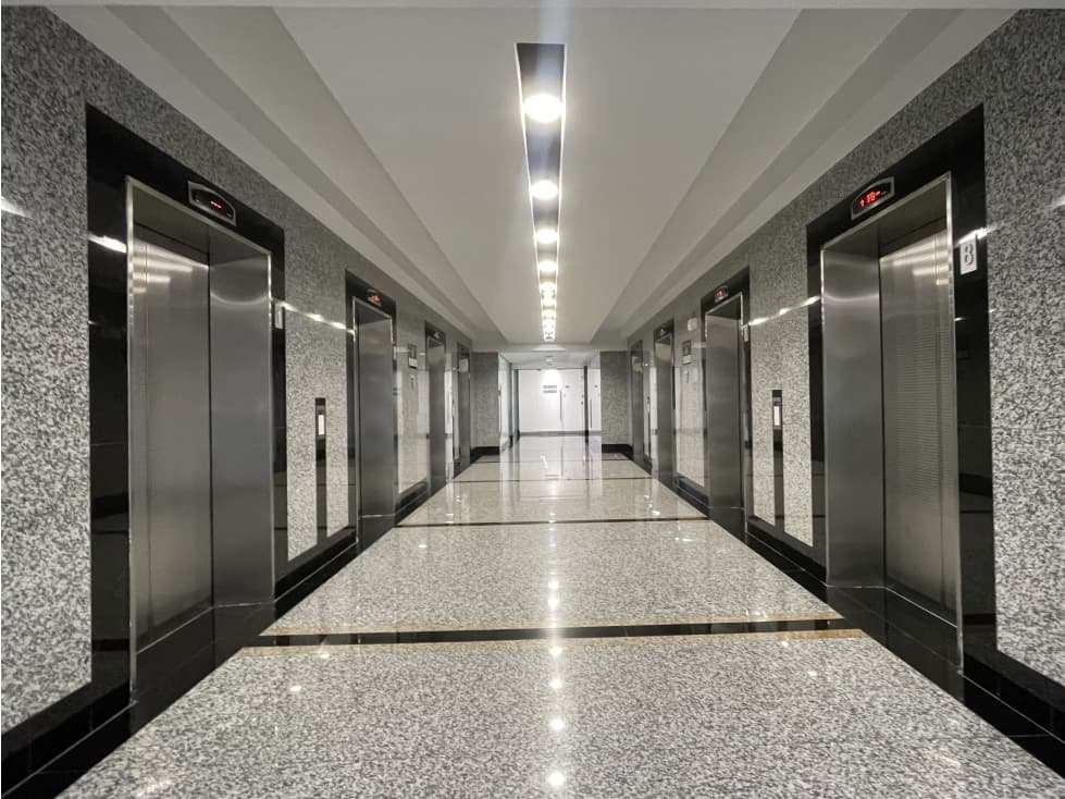 ALQUILER DE OFICINAS EN ZONA BANCARIA | AV. BALBOA — foto 3