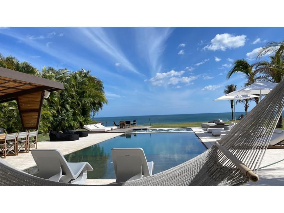 VENTA DE CASA FRENTE AL MAR EN CASAMAR — foto 4