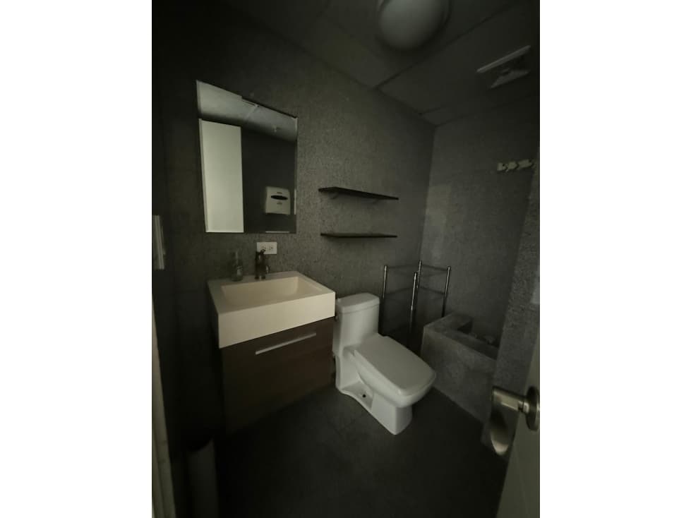 OFICINA EN ALQUILER PH Twist Tower — foto 5