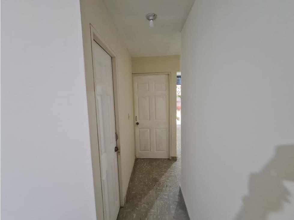 CASA PARA LA VENTA EN VILLAS DEL GOLF CARRASQUILLA — foto 5