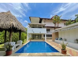 Venta de Casa de Lujo en Albrook, Panamá