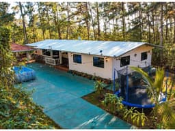 Hermosa Casa amoblada con Glamping en Los Altos de Cerro Azul