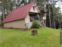 SE VENDE CASA CAMPESTRE CON HERMOSA VISTA