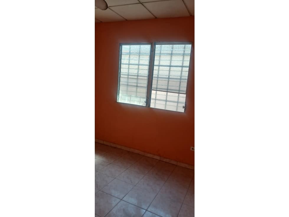 Venta de casa en Residencial Puerta del este Tocumen — foto 3