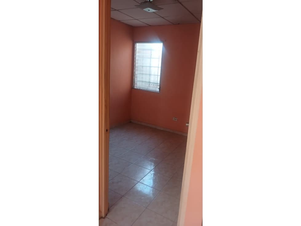 Venta de casa en Residencial Puerta del este Tocumen — foto 5