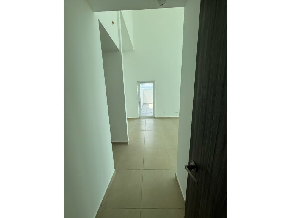 Alquiler de Apartamento PH KING PARK TIPO LOFT PENTHOUSE- LB (YS) — foto 4