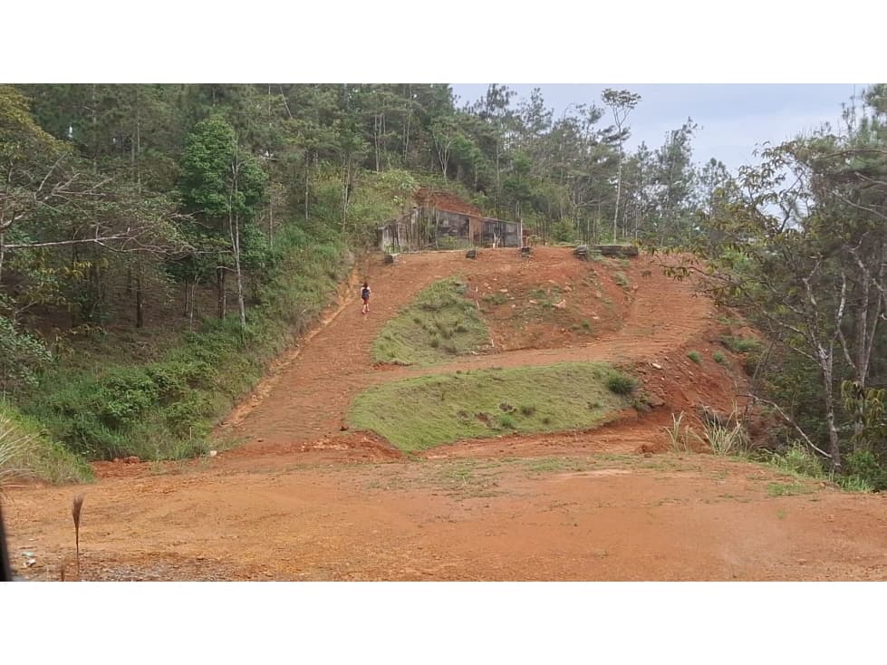 Venta terreno en Altos de Cerro Azul — foto 1