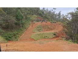 Venta terreno en Altos de Cerro Azul
