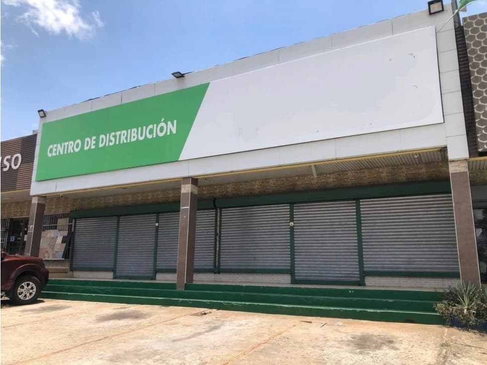 SE ALQUILA LOCAL EN CHORRERA — foto 1