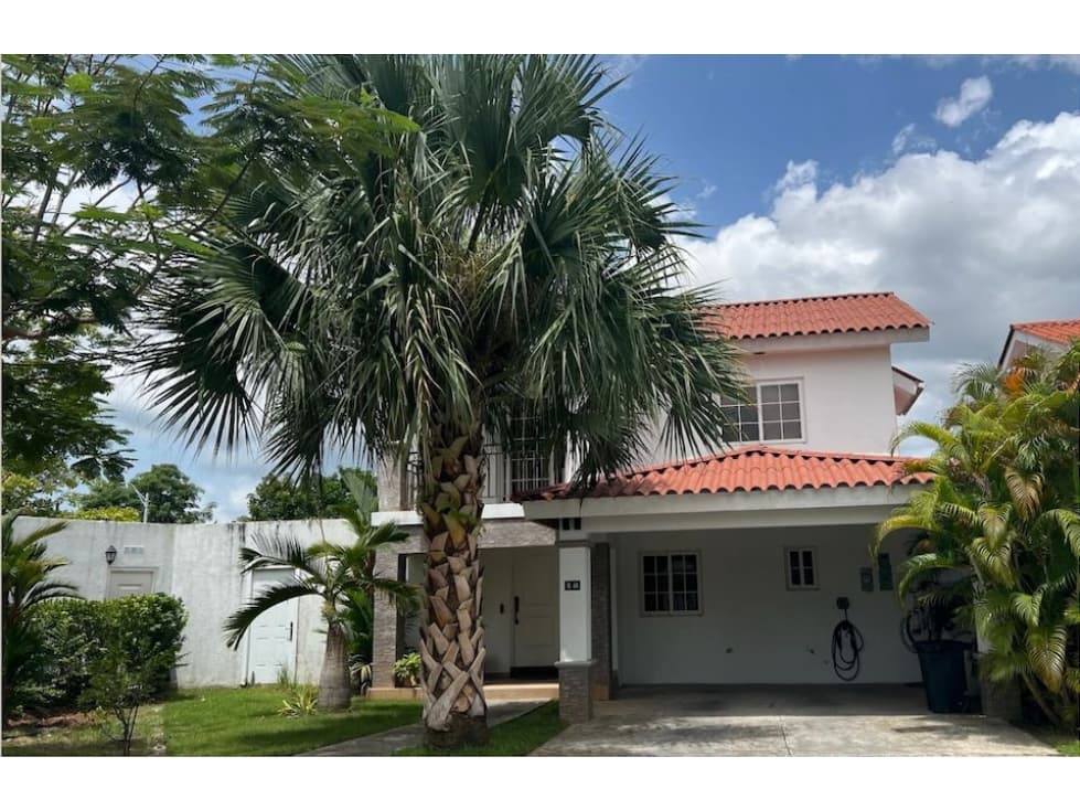 VENTA CASA QUINTAS DE VERSALLES — foto 1