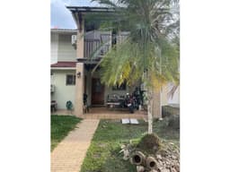 VENTA CASA CLAYTON