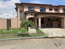 VENTA CASA DON BOSCO VERSALLES