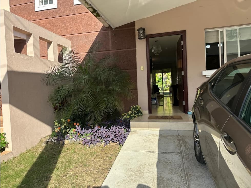 VENTA CASA DUPLEX BRISAS DEL GOLF — foto 2