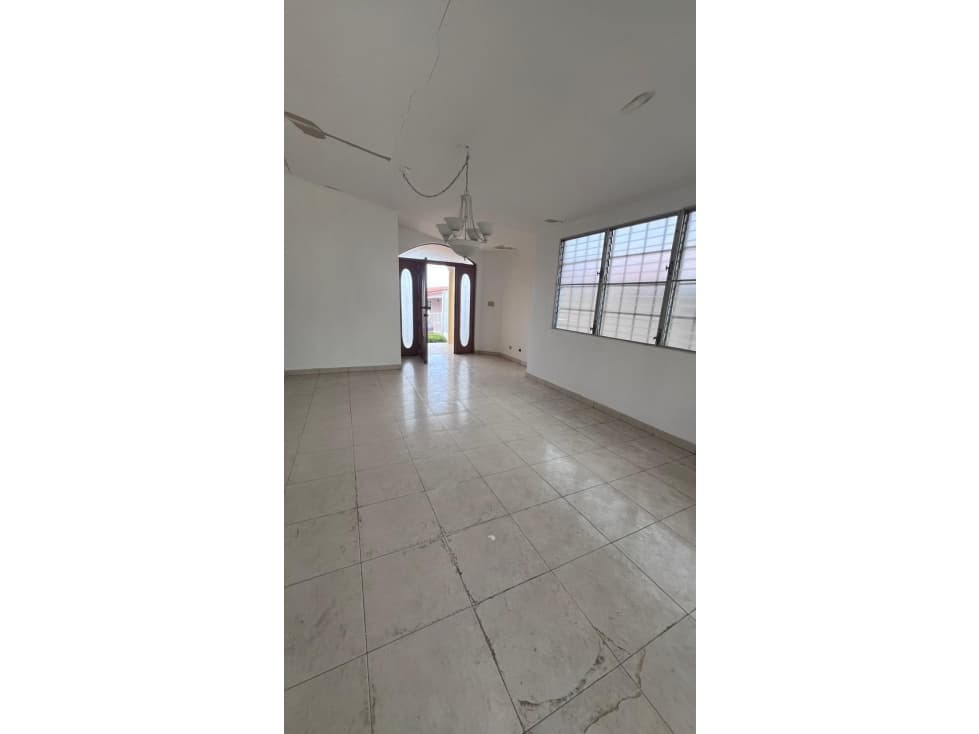 VENTA CASA BRISAS DEL GOLF — foto 4