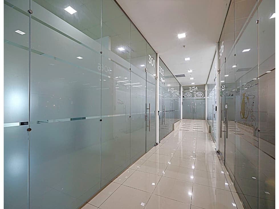 Alquiler de oficinas en Avenida Balboa — foto 3