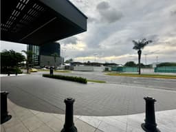Se Vende Torre Corporativa en Santa Maria