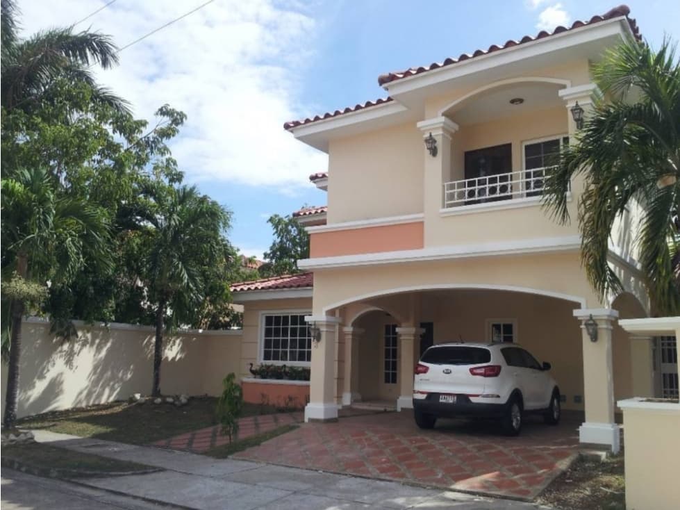 Se Vende Casa Alquilada en Villa Valencia, Costa Sur — foto 1