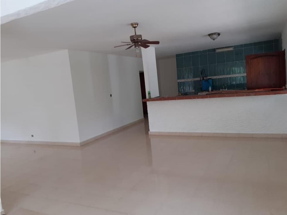 Se vende casa con amplio terreno en Coronado — foto 3