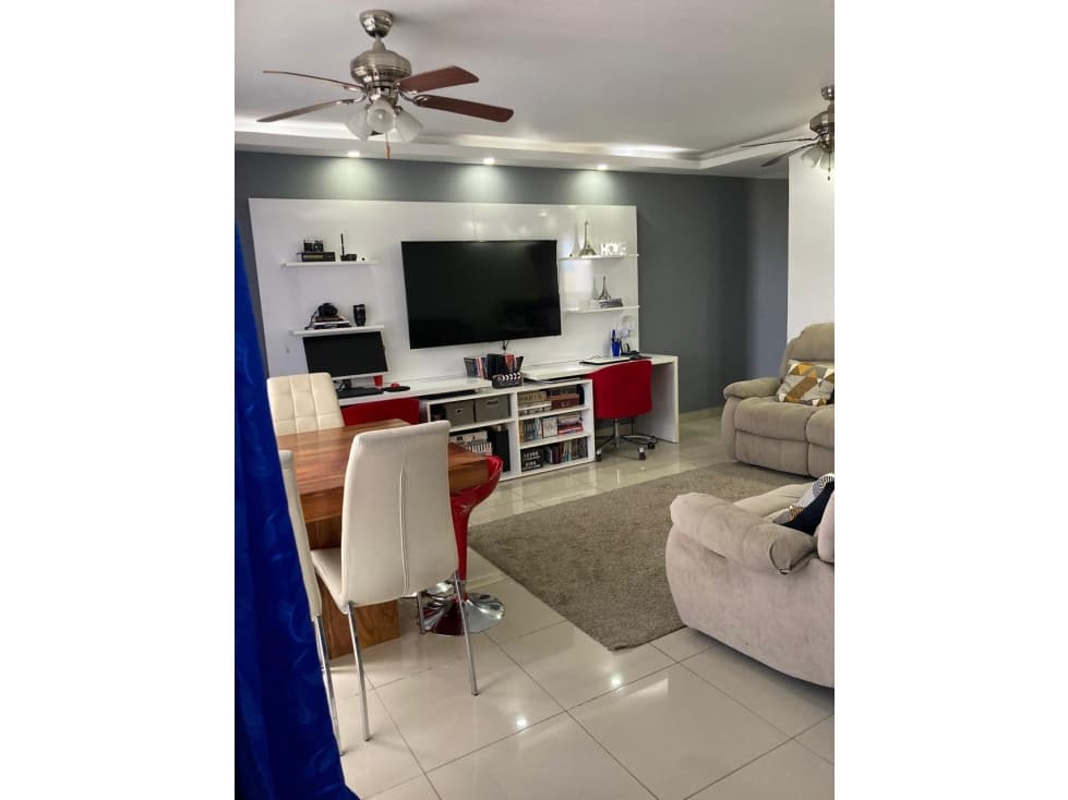 VENTA DE APARTAMENTO EN CHANIS PARQUE LEFEVRE PH CENTENNIAL — foto 1