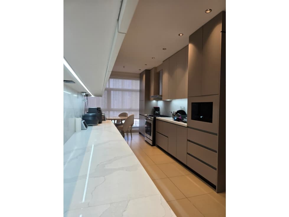 Apartamento remodelado en venta en Punta Pacífica — foto 3
