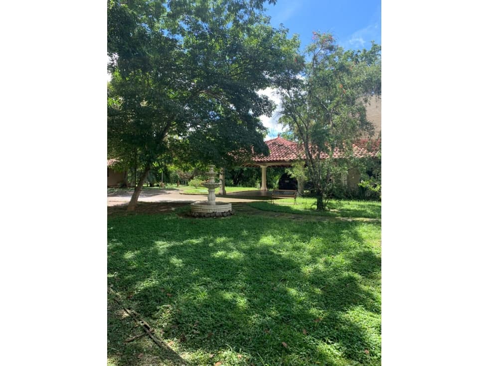 Casa Campestre de Lujo en el Centro de Chitre — foto 1