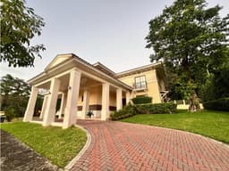 SE VENDE CASA EN LOS SENDEROS, CAMINO DE CRUCES