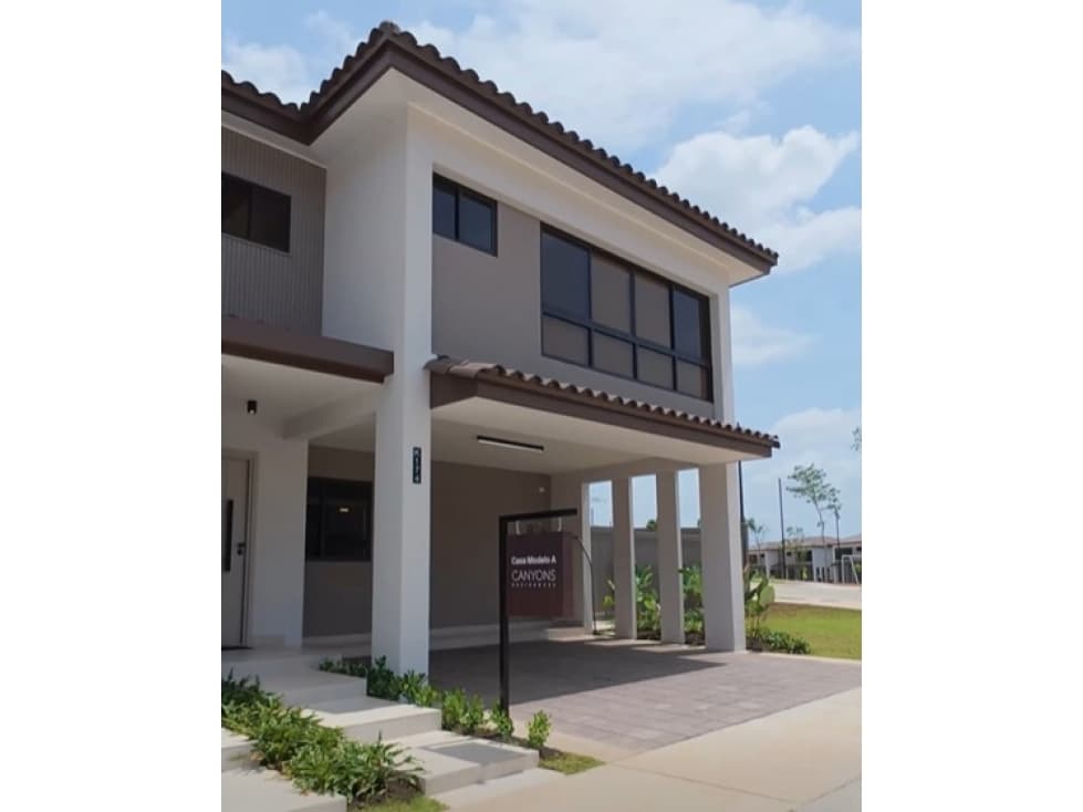 Venta de casa en Paseo del Norte, Panamá — foto 1