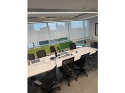 Se vende Oficina Corporativa en Santa María