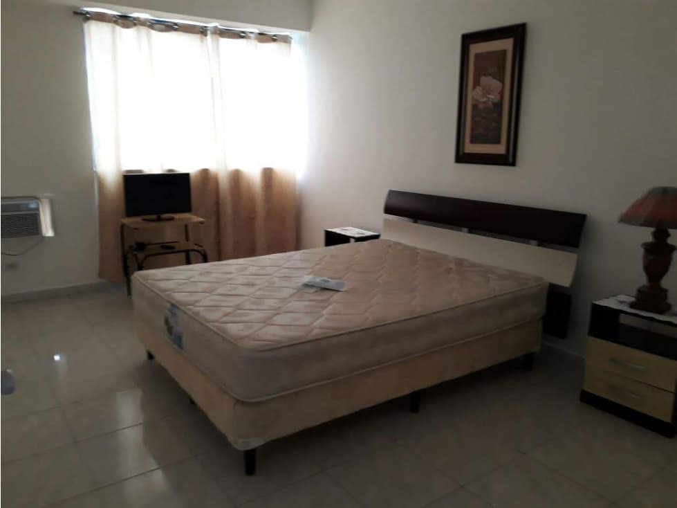 Se alquila apartamento en Marbella — foto 1