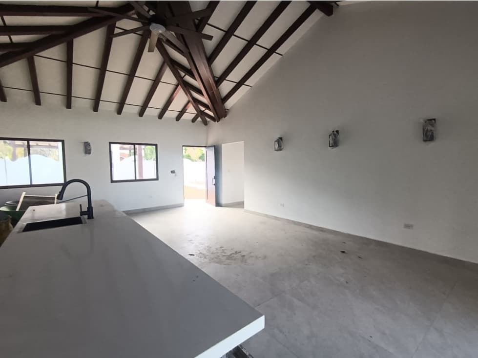 Vendo casa en Pedasí — foto 3