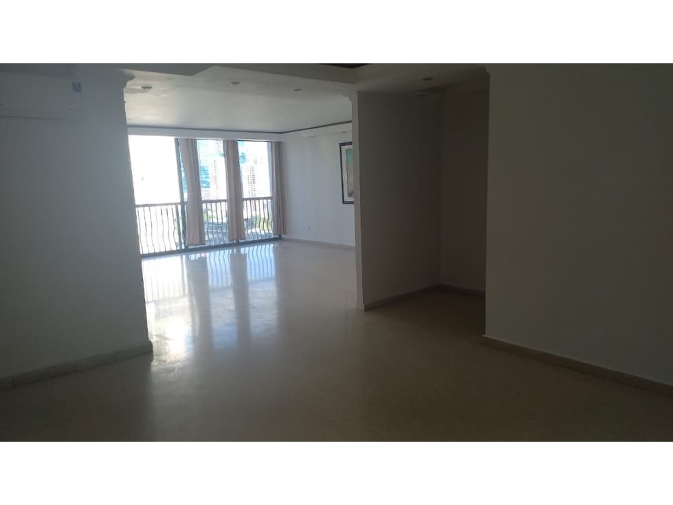Se alquila apartamento en Marbella — foto 4