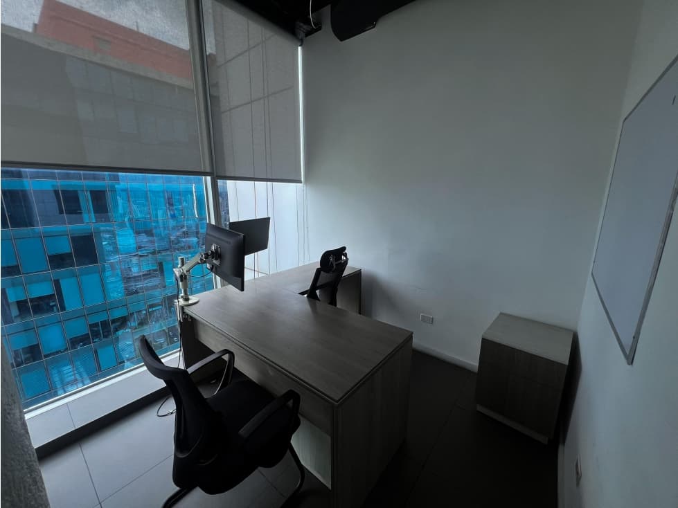 VENTA / ALQUILER Oficina amoblada en Torre Oceania — foto 6