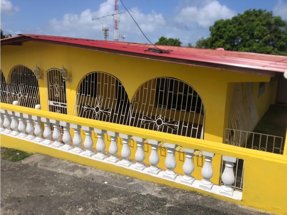 SE VENDE CASA // COLÓN CATIVA — foto 1