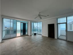 PENTHOUSE EN VENTA // PUNTA PAITILLA