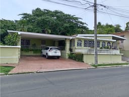 Casa en venta Urbanización Chanis, Parque Lefevre